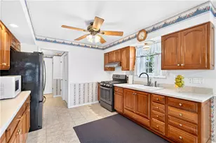 1820 Pierce St, Aliquippa, PA 15001 - Photo 13