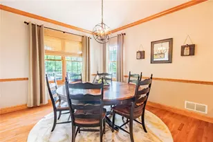 402 Honey Locust Dr, Cranberry Township, PA 16066 - Photo 7
