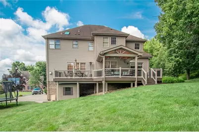 402 Honey Locust Dr, Cranberry Township, PA 16066 - Photo 7
