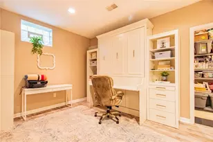 402 Honey Locust Dr, Cranberry Township, PA 16066 - Photo 23