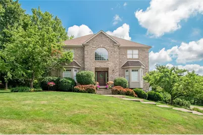 402 Honey Locust Dr, Cranberry Township, PA 16066 - Photo 1