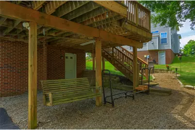 1871 Pioneer Dr, Pittsburgh, PA 15143 - Photo 45