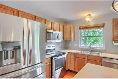 1871 Pioneer Dr, Pittsburgh, PA 15143 - Photo 29