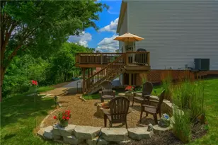 1871 Pioneer Dr, Pittsburgh, PA 15143 - Photo 43