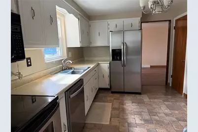 3407 Pinewood, West Homestead, PA 15120 - Photo 7