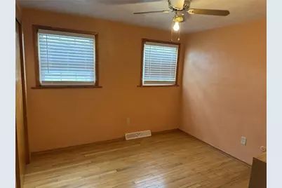 3407 Pinewood, West Homestead, PA 15120 - Photo 15