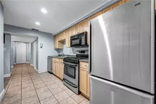 3225 Comanche Rd, Bethel Park, PA 15241 - Photo 29