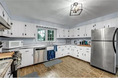 3225 Comanche Road, Bethel Park, PA 15241 - Photo 11