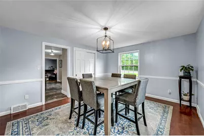 3225 Comanche Road, Bethel Park, PA 15241 - Photo 9