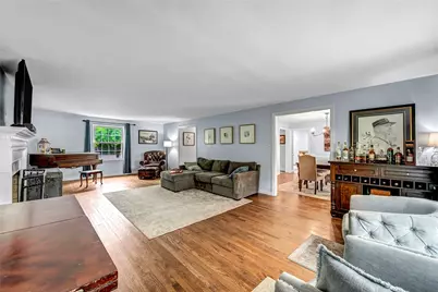 3225 Comanche Road, Bethel Park, PA 15241 - Photo 5