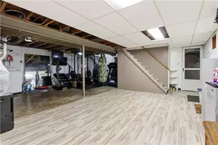 3330 Orchard Dr, Liberty Boro, PA 15133 - Photo 25
