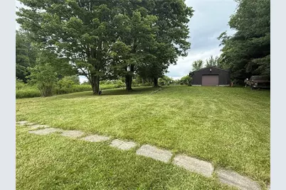 2041 Cemetery Road, Derry Township, PA 15670 - Photo 9