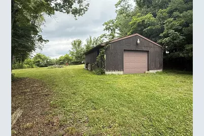 2041 Cemetery Road, Derry Township, PA 15670 - Photo 7