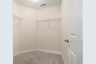 2192 Westview Cir, Lancaster Township, PA 16037 - Photo 15