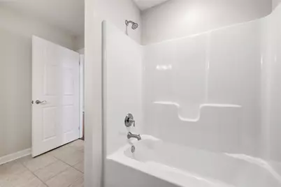 2192 Westview Cir, Lancaster Township, PA 16037 - Photo 27
