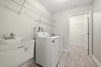 2192 Westview Cir, Lancaster Township, PA 16037 - Photo 25