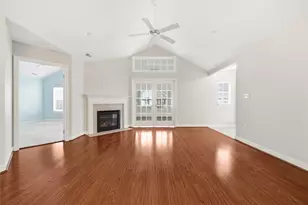 2192 Westview Cir, Lancaster Township, PA 16037 - Photo 9