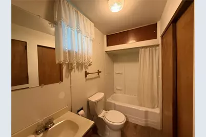 601 6th St, Pitcairn, PA 15140 - Photo 9