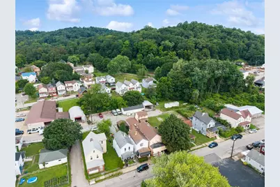 17 13th St, Jeannette, PA 15644 - Photo 33