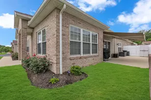 1706 Cherokee Dr, Chippewa Township, PA 15010 - Photo 27