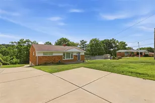 5229 Meadowcrest Rd, Pittsburgh, PA 15236 - Photo 31