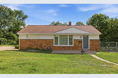 5229 Meadowcrest Rd, Pittsburgh, PA 15236 - Photo 1