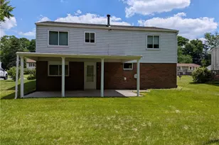 209 Bendix Dr, Moon/Crescent Twp, PA 15108 - Photo 11