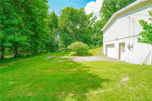 1107 23rd St, White Township, PA 15010 - Photo 17