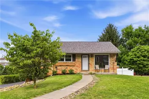 113 Lycoming Dr, Moon/Crescent Twp, PA 15108 - Photo 23