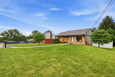 113 Lycoming Dr, Moon/Crescent Twp, PA 15108 - Photo 25
