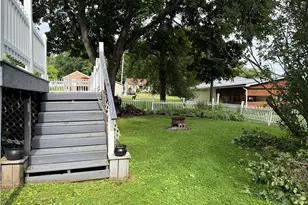 105 W Clen Moore Blvd, Neshannock Township, PA 16105 - Photo 5