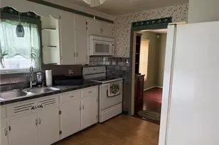 105 W Clen Moore Blvd, Neshannock Township, PA 16105 - Photo 7