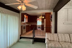 102 W Fairmont Ave, Neshannock Township, PA 16105 - Photo 11