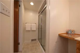 5229 Colewood Dr, Pittsburgh, PA 15236 - Photo 15
