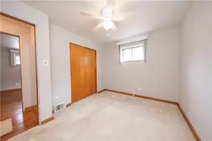 5229 Colewood Dr, Pittsburgh, PA 15236 - Photo 19