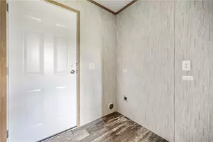 69 S Summit, West Salem Township, PA 16125 - Photo 11