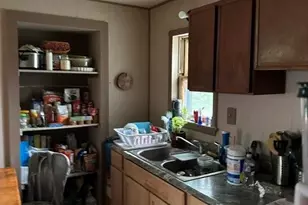 308 Phillips St, New Castle, PA 16101 - Photo 9