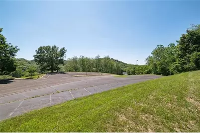 520 Pleasant Valley Rd, Trafford, PA 15085 - Photo 27