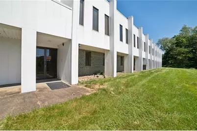 520 Pleasant Valley Rd, Trafford, PA 15085 - Photo 29