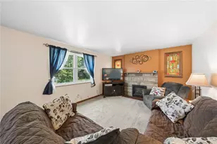 325 Augusta St, Pittsburgh, PA 15235 - Photo 11