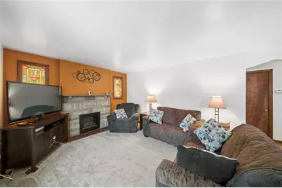 325 Augusta St, Pittsburgh, PA 15235 - Photo 5