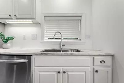 58 Sterling St, Pittsburgh, PA 15203 - Photo 11