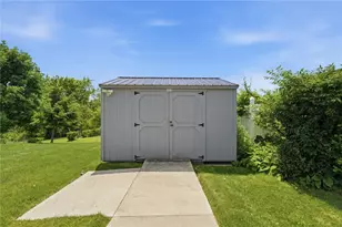 14332 Roberta Dr, North Huntingdon, PA 15642 - Photo 35