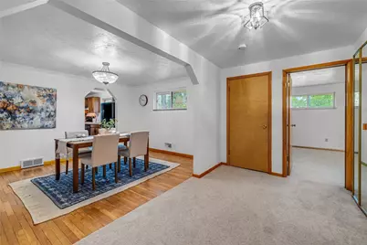 2052 Hulton Rd, Pittsburgh, PA 15147 - Photo 15