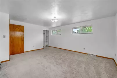 2052 Hulton Rd, Pittsburgh, PA 15147 - Photo 23