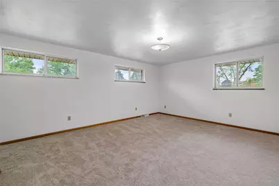 2052 Hulton Rd, Pittsburgh, PA 15147 - Photo 27