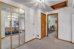 2052 Hulton Rd, Pittsburgh, PA 15147 - Photo 21