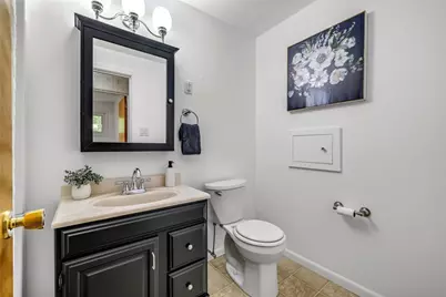 2052 Hulton Rd, Pittsburgh, PA 15147 - Photo 25