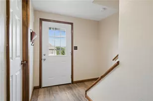 404 Silvis Way, Greensburg, PA 15601 - Photo 7