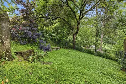 1826 Saint Patrick St, Pittsburgh, PA 15210 - Photo 23
